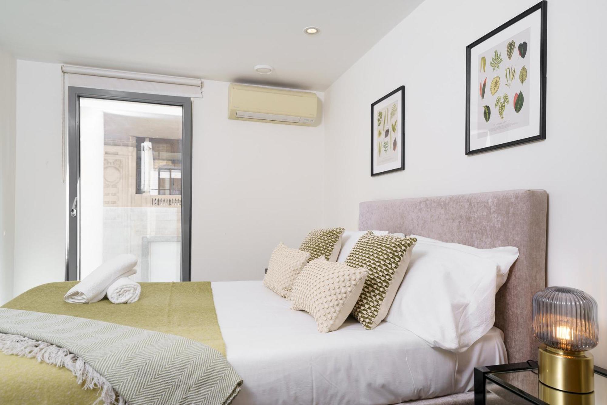 Modern 3 Bed 2 Bath Apartment Hyde Park Londra Exterior foto